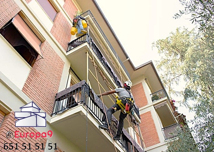 Escalar el Éxito mediante la Precisión en la Edificación de Valencia