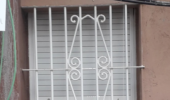 Instal.lacions i Reparacions Josegra: Adaptación y Corte de Rejas de Acero en el Barri d'Horta